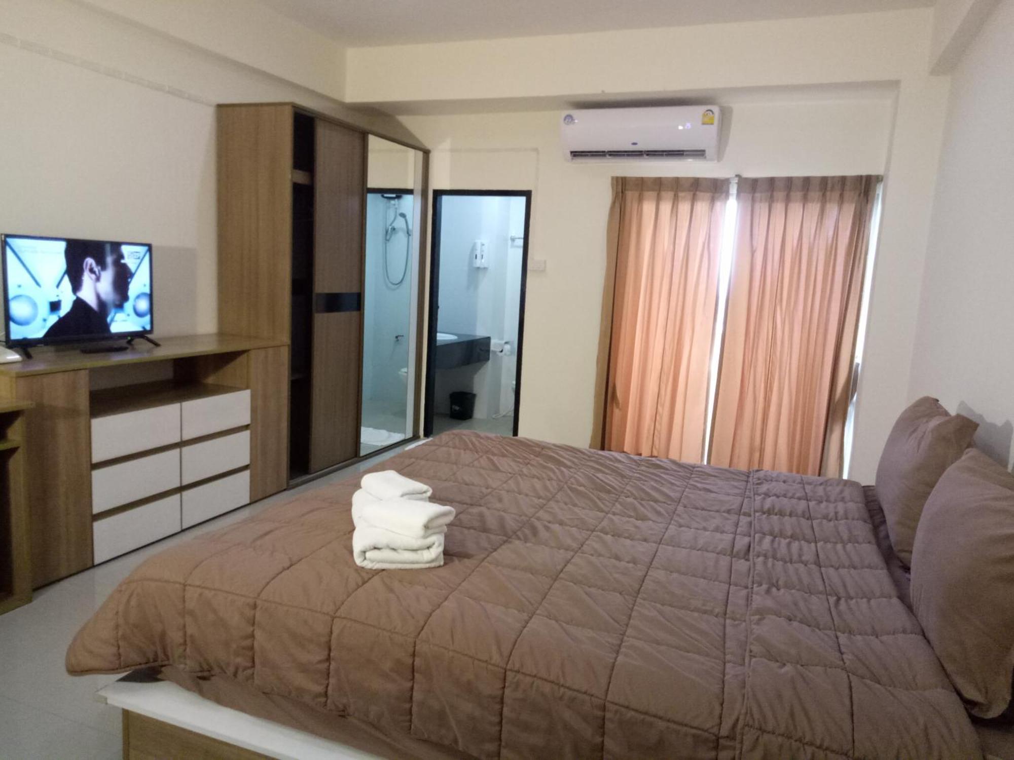 Komol Residence Μπανγκόκ Εξωτερικό φωτογραφία