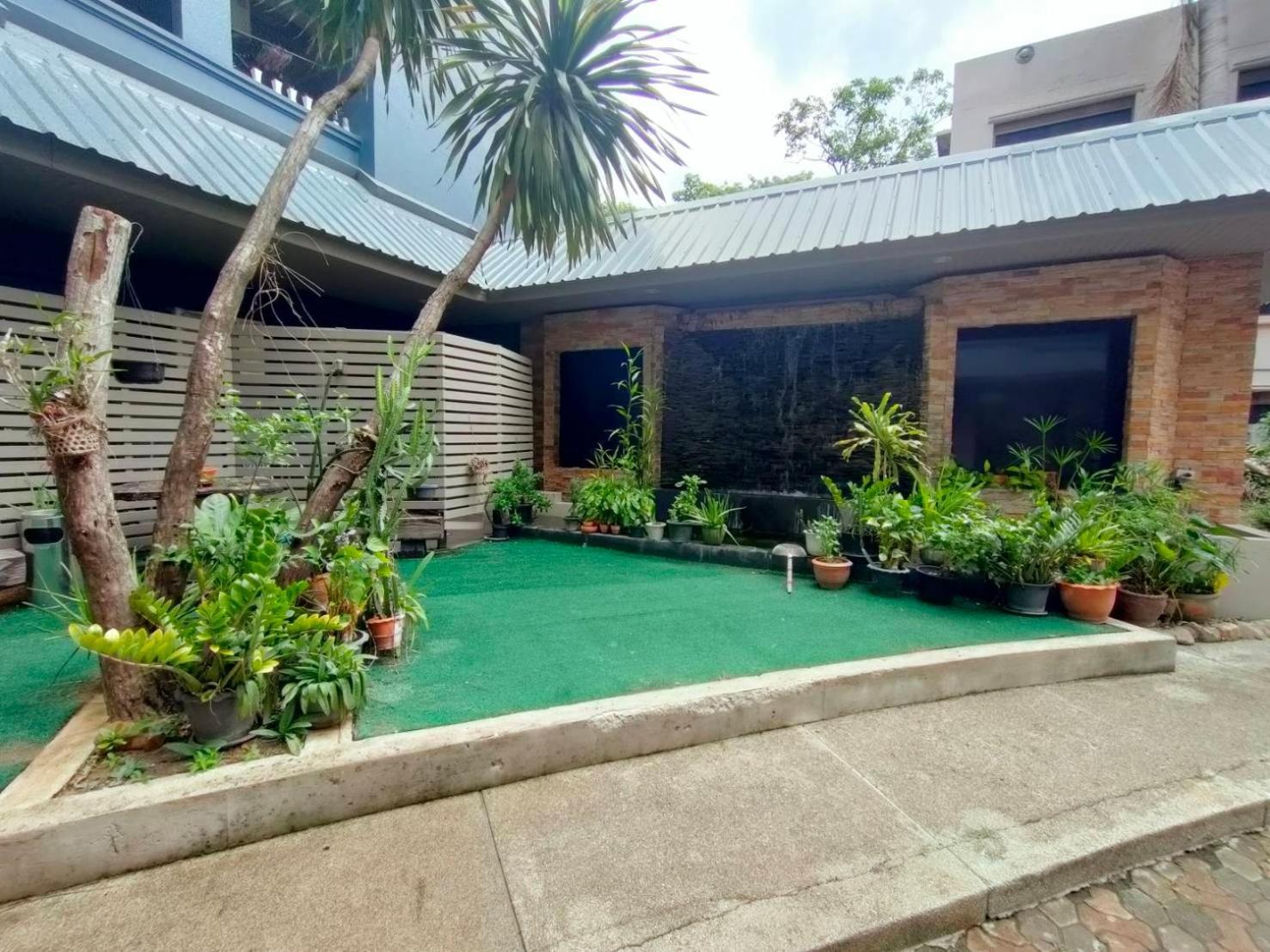 Komol Residence Μπανγκόκ Εξωτερικό φωτογραφία
