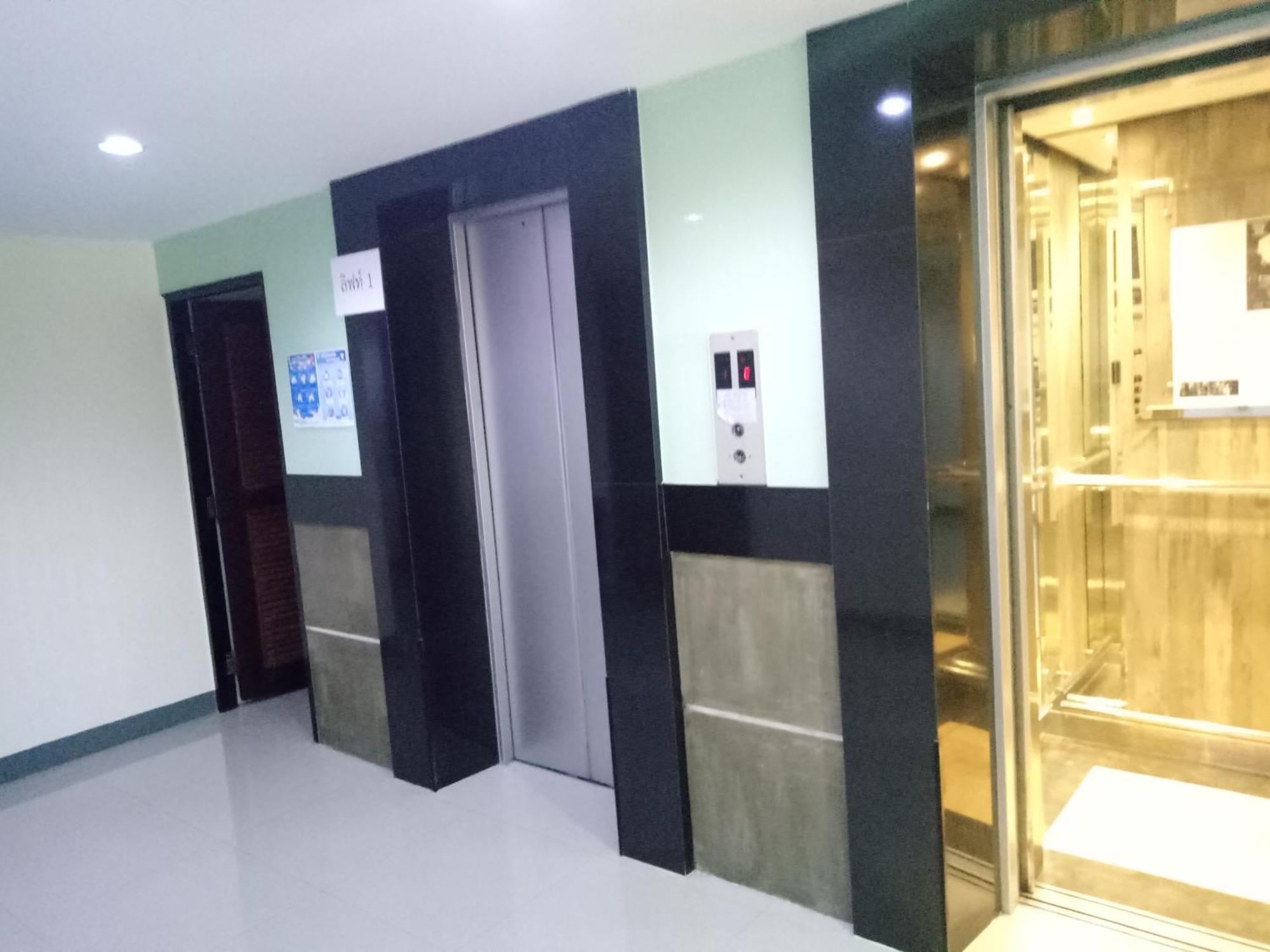 Komol Residence Μπανγκόκ Εξωτερικό φωτογραφία
